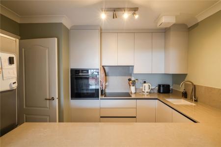 Kitchen (2)
