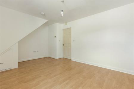Living Room (2)