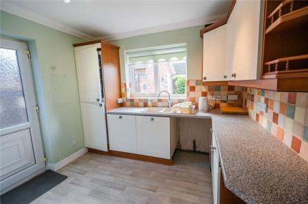 Kitchen (2)