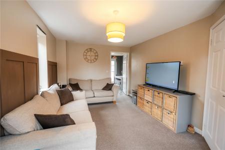 Living Room (2)