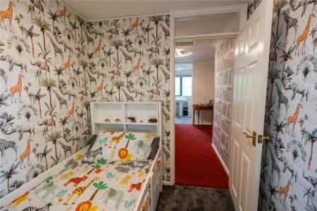 Bedroom 4 (2)