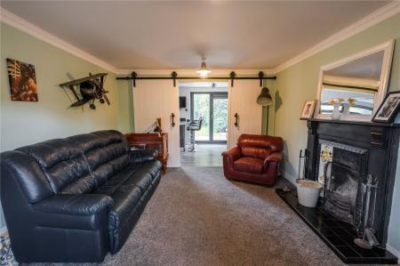 Living Room (2)