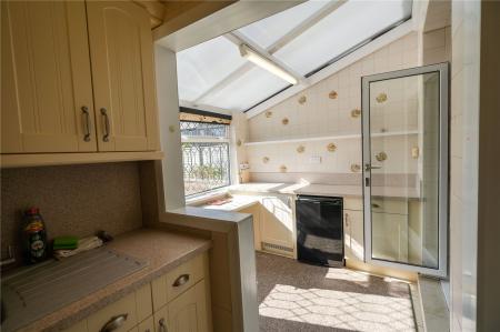 Kitchen (3)