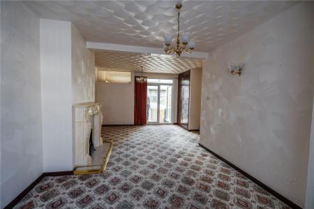 Living Room (2)