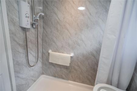 Shower Room (2)