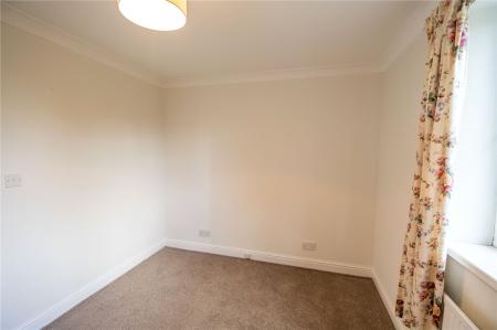 Bedroom 1 (2)
