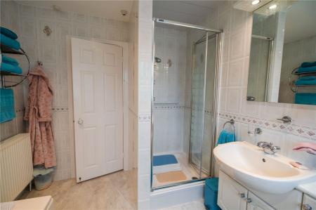 Bathroom (2)