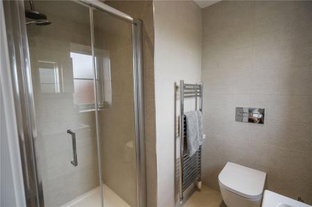 En-Suite (2)