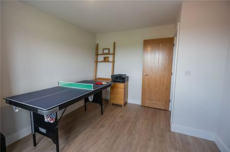 Bedroom 4 (2)