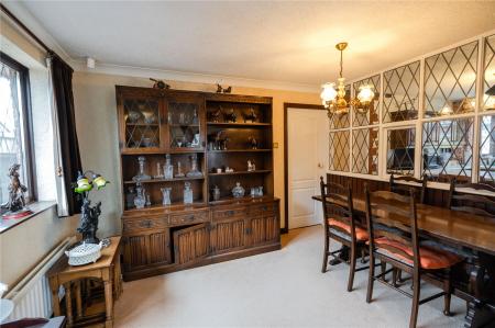 Living/Dining Area