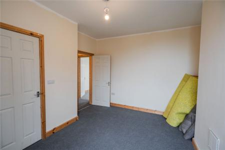Bedroom 1 (2)