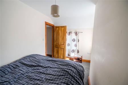 Bedroom 3 (2)