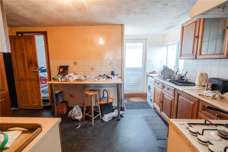Kitchen (2)