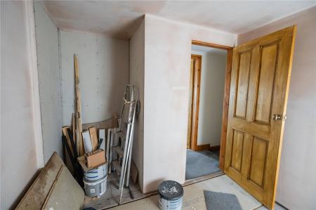 Bathroom/Bedroom 4