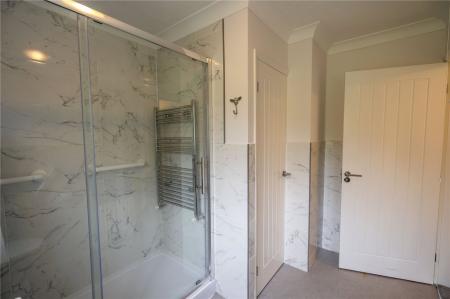 Shower Room (2)