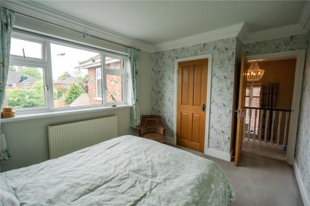 Bedroom 2 (2)