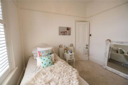 Bedroom 4 (2)