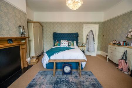 Bedroom 3 (2)