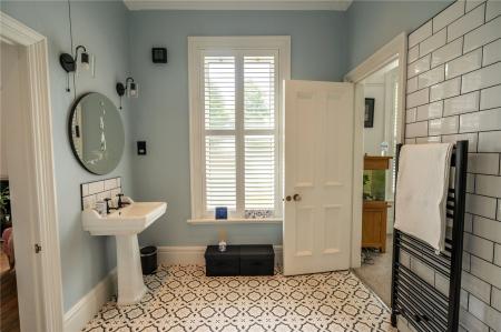 Jack & Jill Bathroom