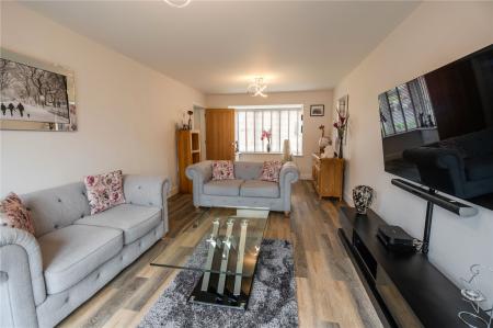 Living Room (2)