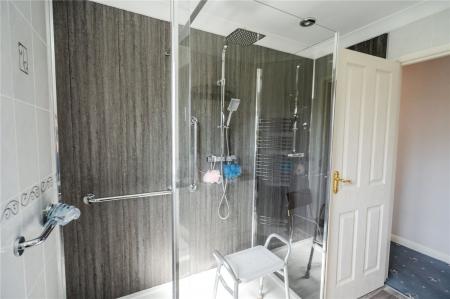 Shower Room (2)