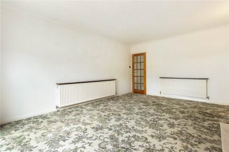 Living Room (2)