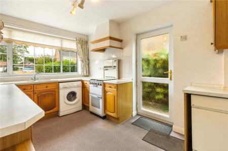 Kitchen (2)