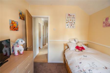 Bedroom 3 (2)