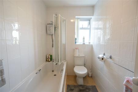 Bathroom (Bedroom 2)