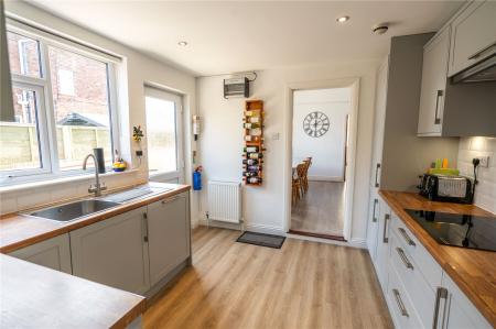 Kitchen (3)