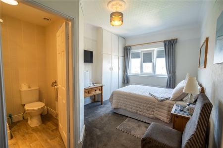 Bedroom 4 (2)