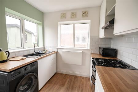 Kitchen (2)