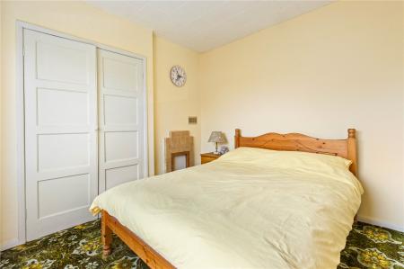 Bedroom 1 (2)