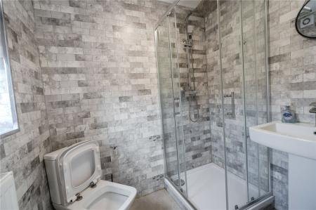 Gf Shower Room