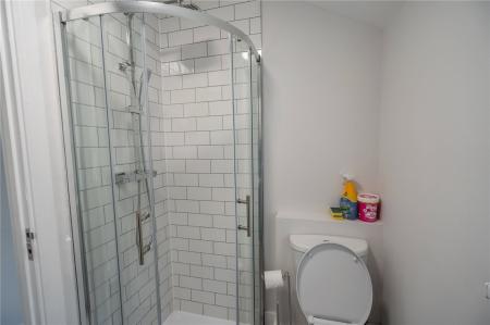Shower Room (2)