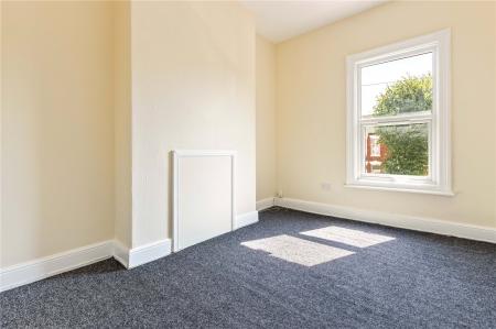 Fff - Living Room