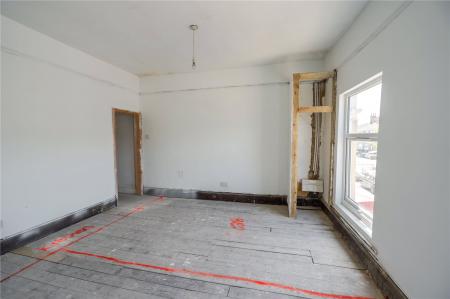 Living Room (2)