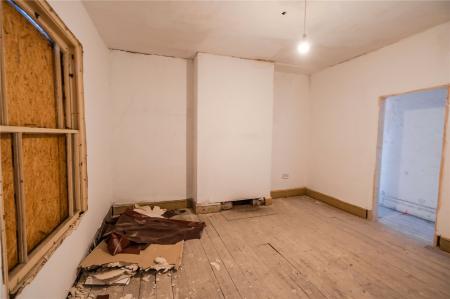 Bedroom 2  (2)