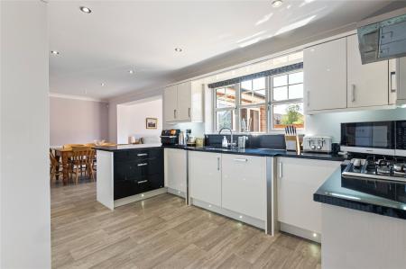 Kitchen-Diner (3)