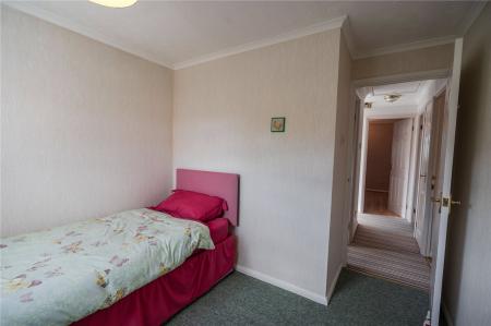 Bedroom 3 (2)