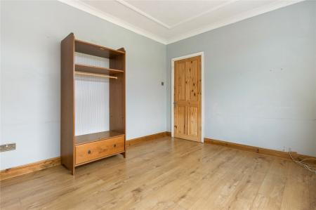 Living Room (2)