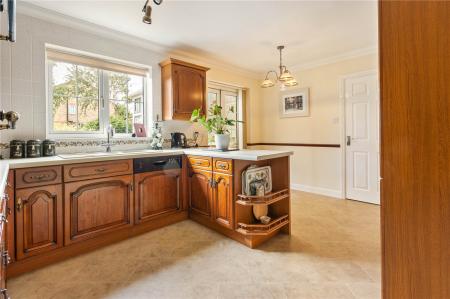 Kitchen-Diner (2)