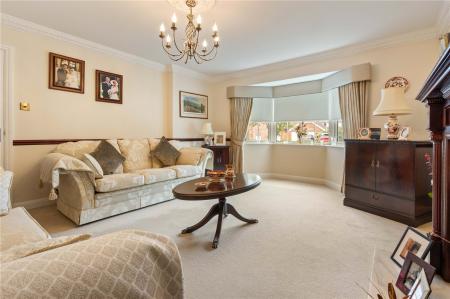 Living Room (2)