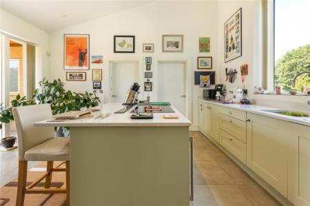 Kitchen (2)