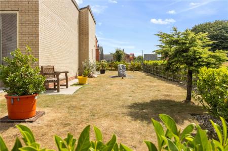 Garden (5)