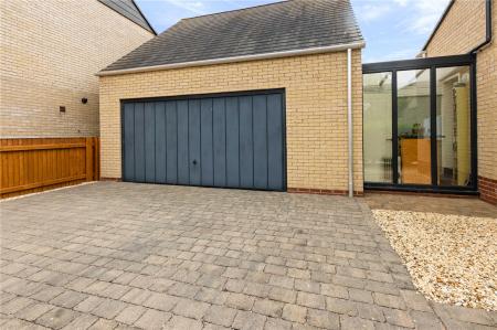 Garage/Drive