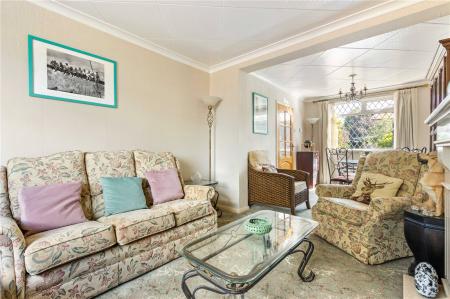 Living Room (2)