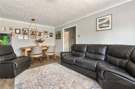 Living Room (2)