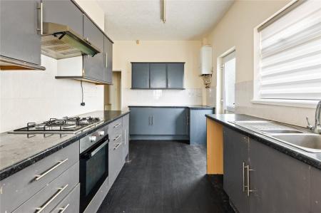 Kitchen (2)