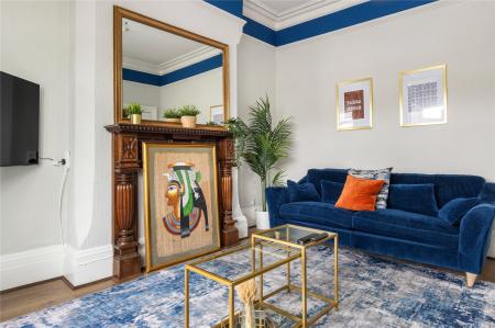 Living Room (2)